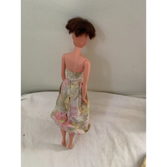 Vintage Barbie Clone Doll Hillman Brown Hair Blue Eyes Made in Hong Kong - Picture 4 of 6